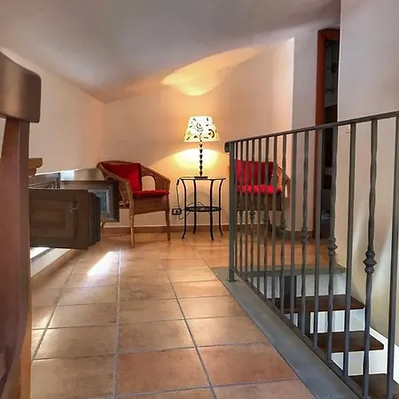 בית נופש Casa Santicelli ' I Carpini ' *